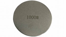 Disque à aiguiser aimanté pour rouleau à aiguiser