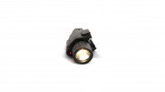 Point rouge sur cible et lampe tactical xenon