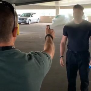 comment utiliser une bombe lacrymogène