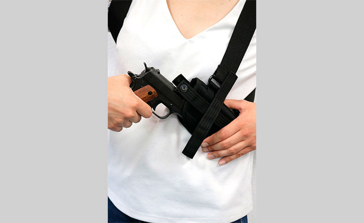 La mise en place du holster est très importante pour le port et la sortie de l'arme